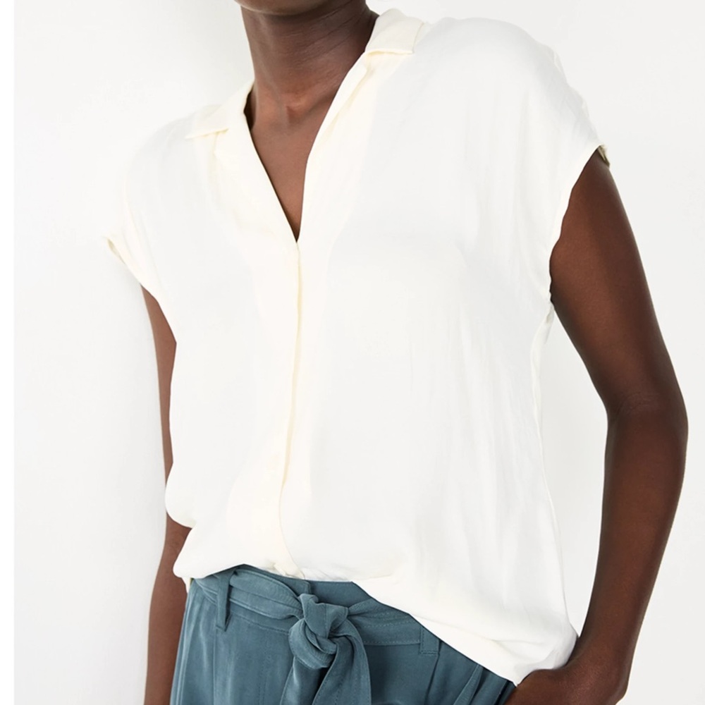 Women's Nine West Short Sleeve Easy Lapel Shirt M